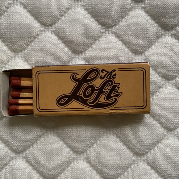 VINTAGE CREAM LEATHER CLUTCH /MAGNETIC CLOSURE / INSIDE POCKET - Picture 9 of 11